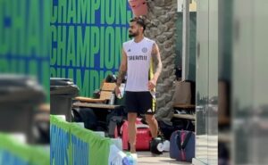 Big Blow For India? Virat Kohli's 'Ice Pack' Pic Ahead Of Pakistan Clash Worries Fans