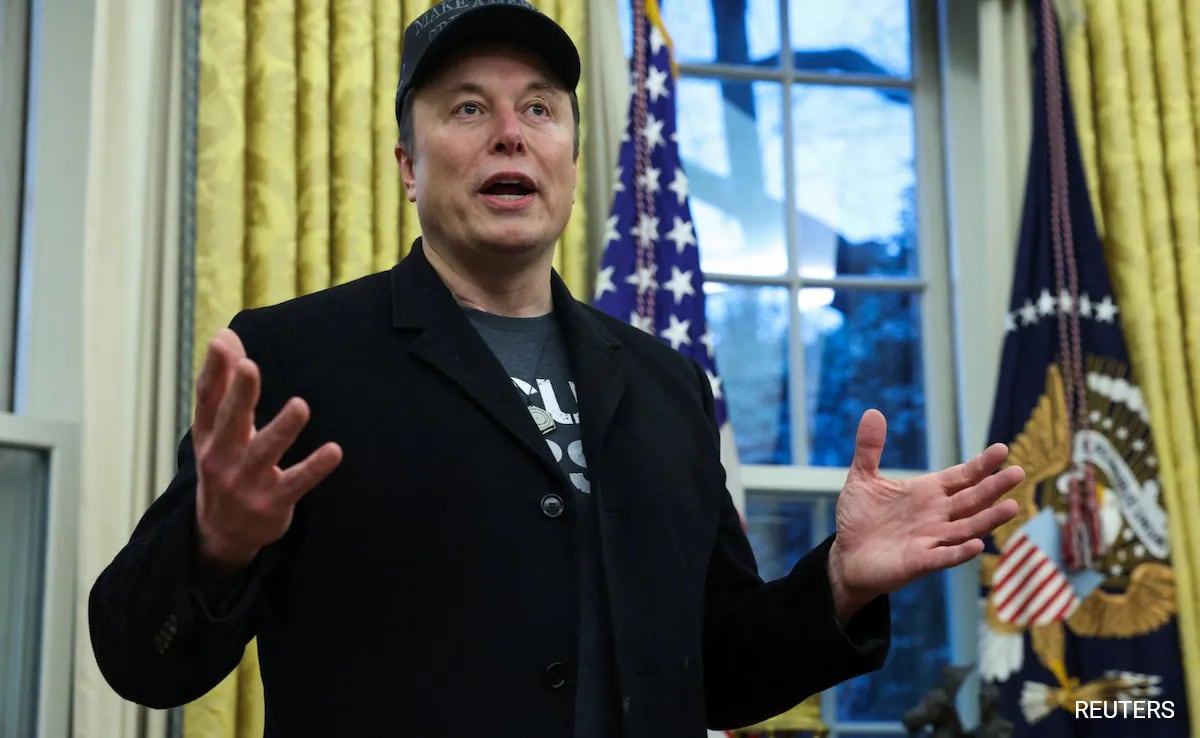 Elon Musk's 2nd Chance To Federal Workers