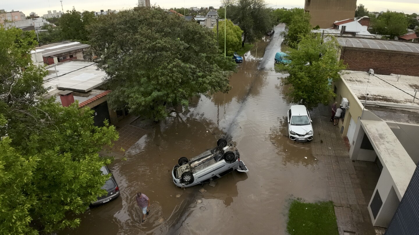 Argentina El numero de fallecidos por el clima extremo en.com2F702F5a2F3866fd0087c7e6441fad697b2ea62F8db0f1b5b23e4e3ab7b3