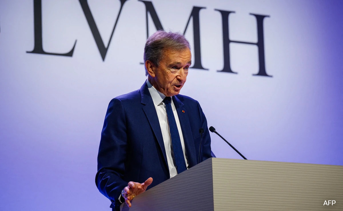 LVMH To Lift Age Limit, Letting Bernard Arnault Remain CEO Until 85