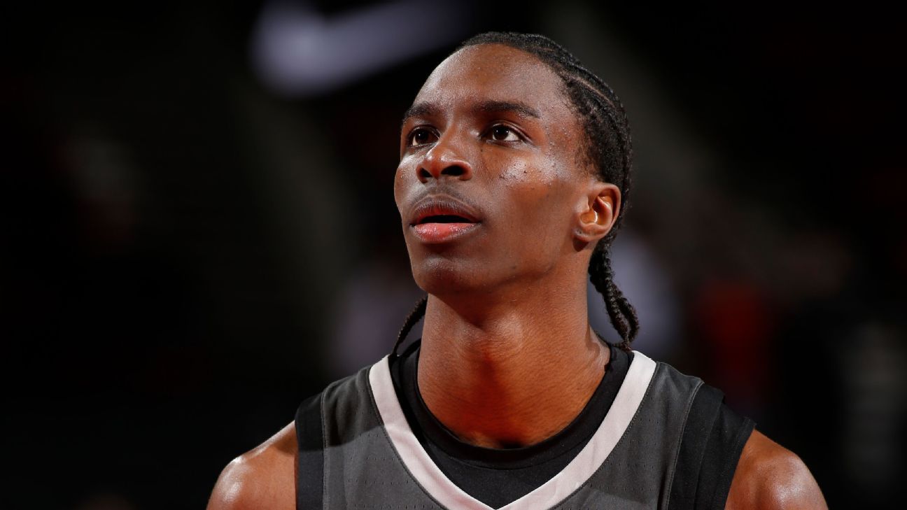 Elite global basketball talent Dame Sarr commits to Duke