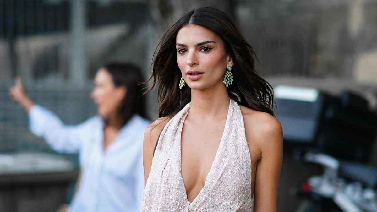 Emily Ratajkowskis translucent lace dress is a fashion fantasy