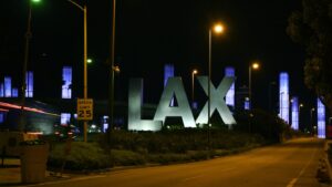 Former California Highway Patrol Officer Allegedly Slaps Flight Attendants Rear.com2F362F132F3dd7914f1632844e144fe9e0e6102F5cc6bc1097e24a788b02