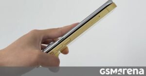 Ice Universe The Infinix Hot 60 Pro is lighter and
