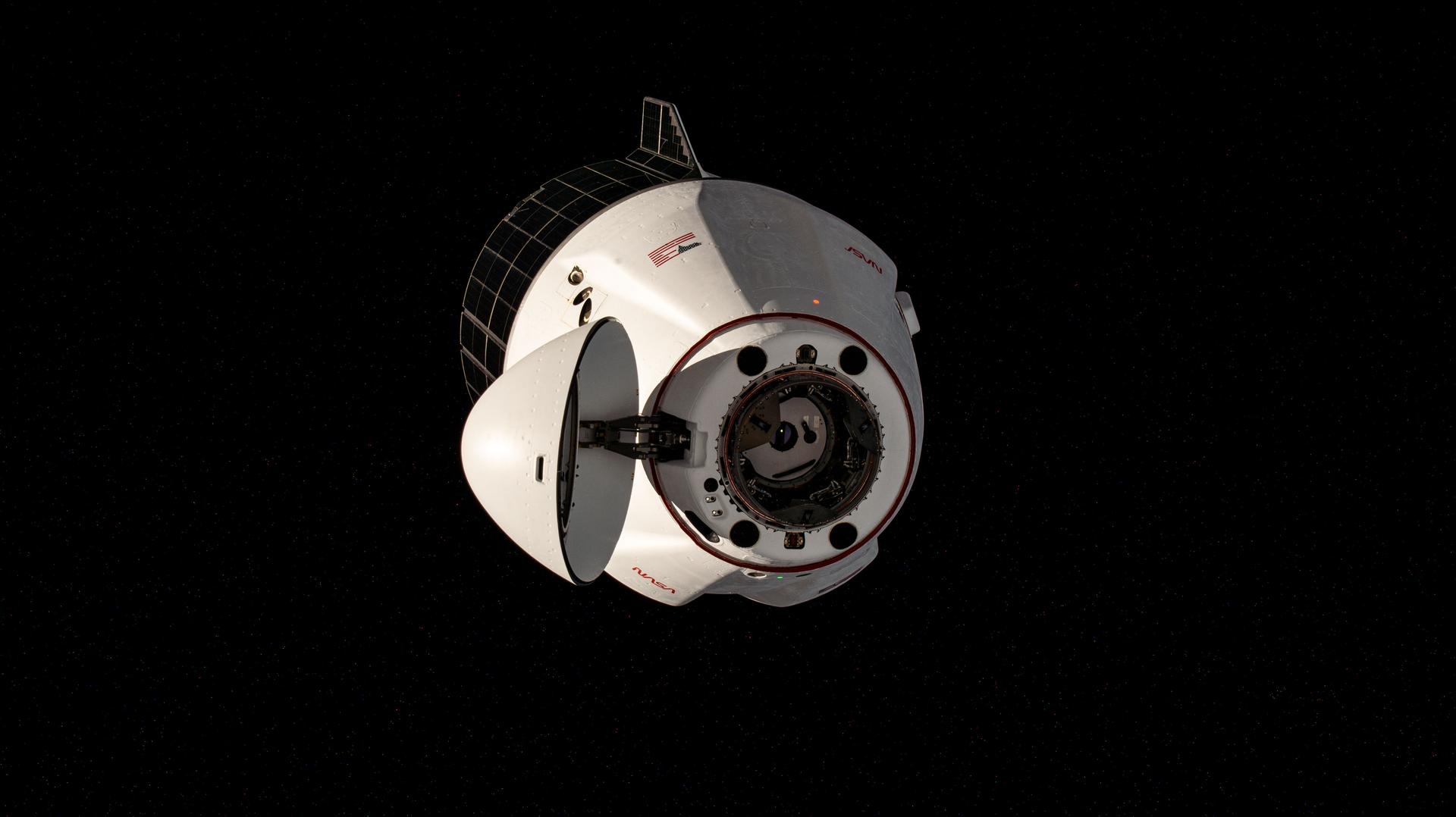Live Coverage SpaceX Dragon Readies for Undocking with NASA
