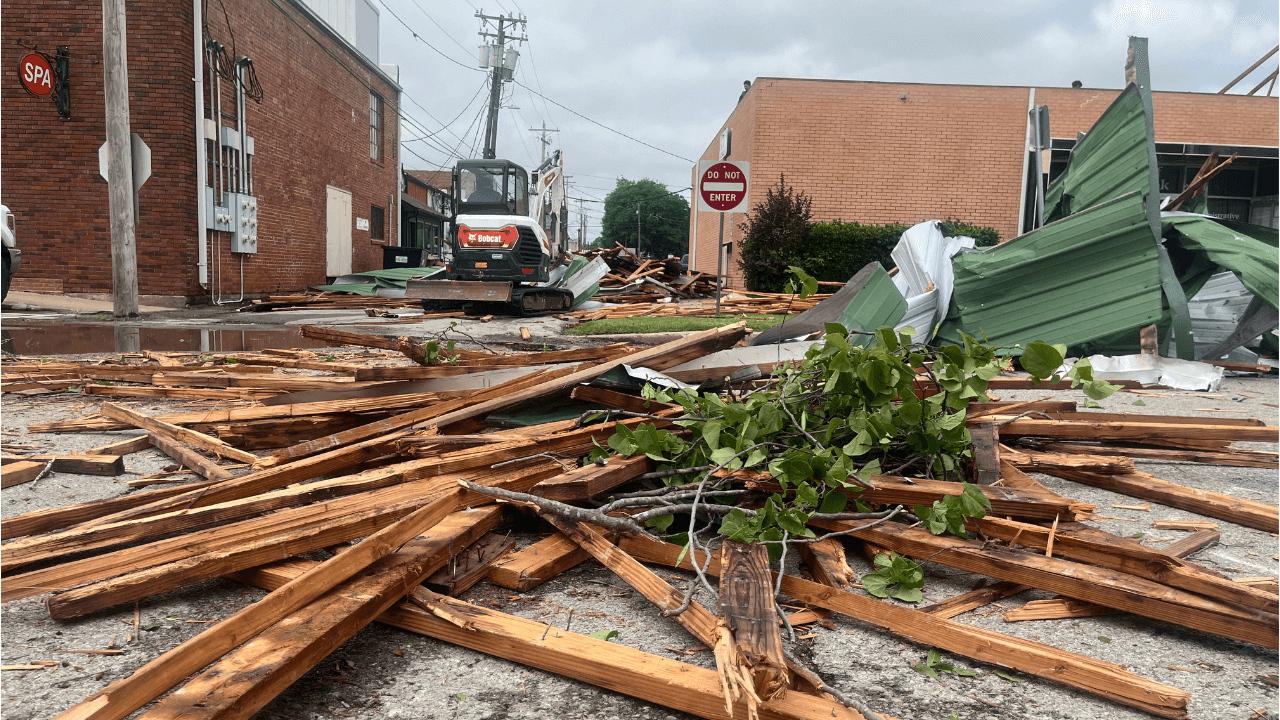 OGE provides update on storm damage and power outage situation