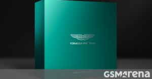 Realme and Aston Martin Join Forces for the GT 7