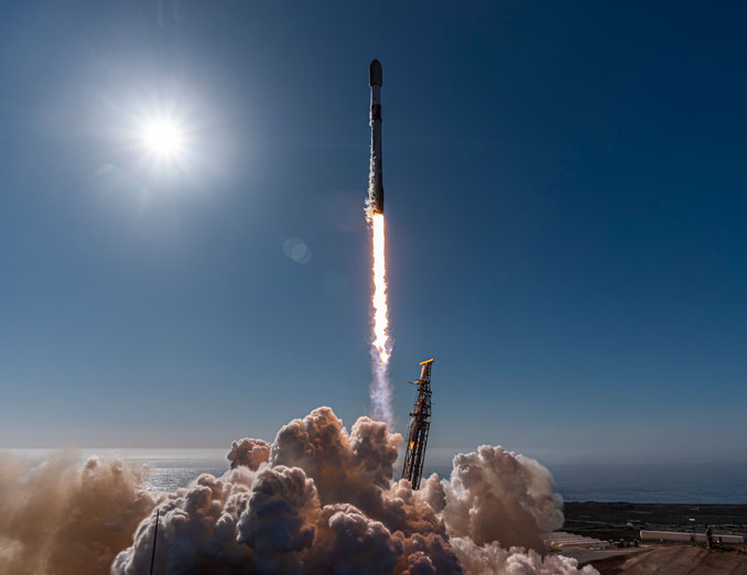 SpaceX Sends 26 Starlink Satellites into Orbit from Vandenberg –