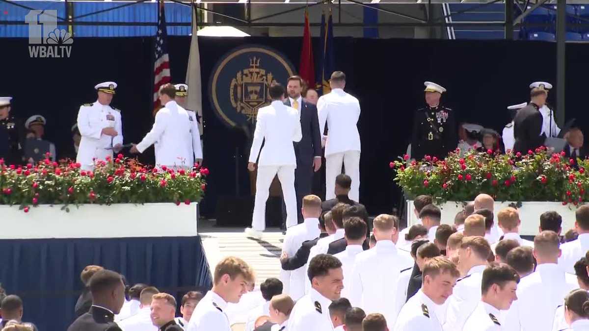 US Naval Academy Graduates 1000 New Officers